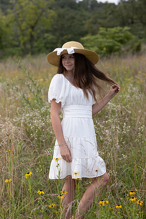 C08A1504sister shoot