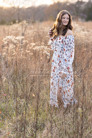 C08A1255 senior shoot