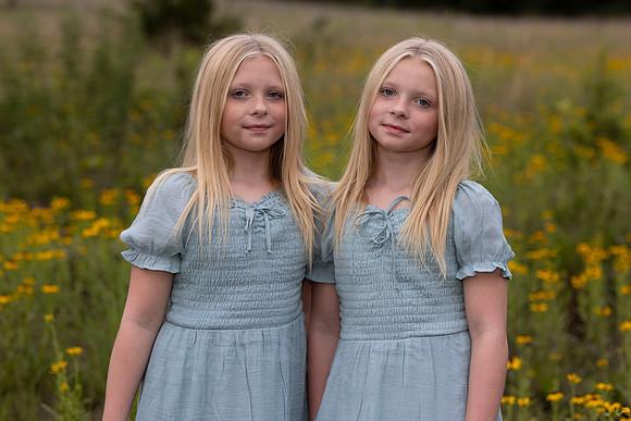 C08A0779sister shoot