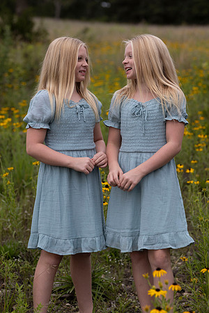 C08A0796sister shoot