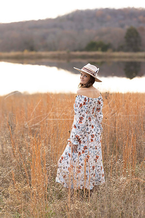 C08A1076 senior shoot