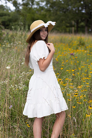 C08A1534sister shoot