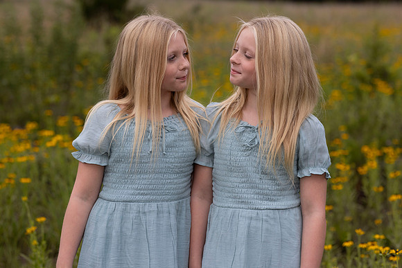 C08A0782sister shoot