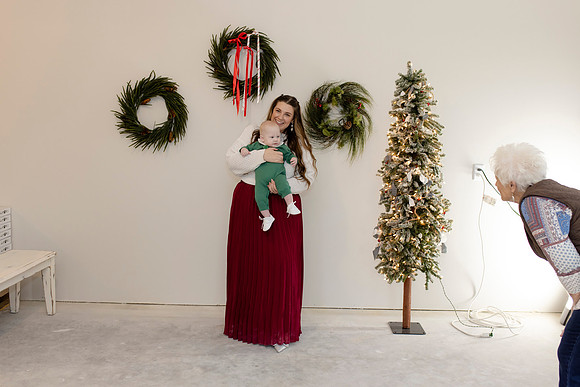 C08A3781 christmas mini shoot