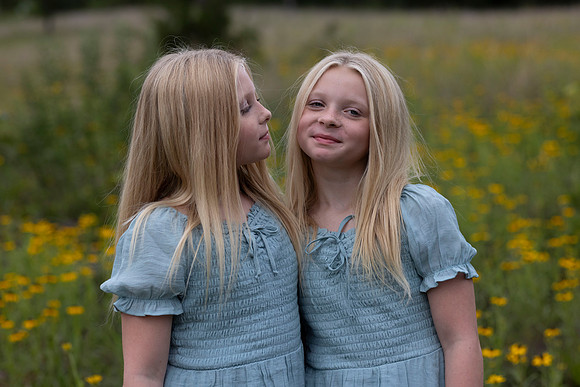 C08A0777sister shoot