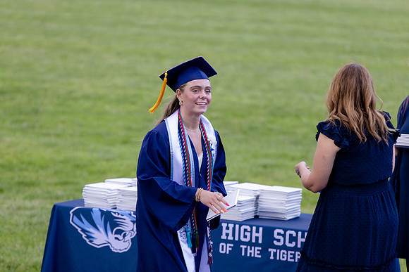C08A9092graduation
