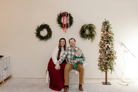 C08A3631 christmas mini shoot