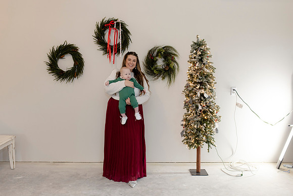 C08A3752 christmas mini shoot