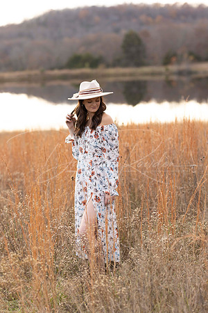 C08A1049 senior shoot