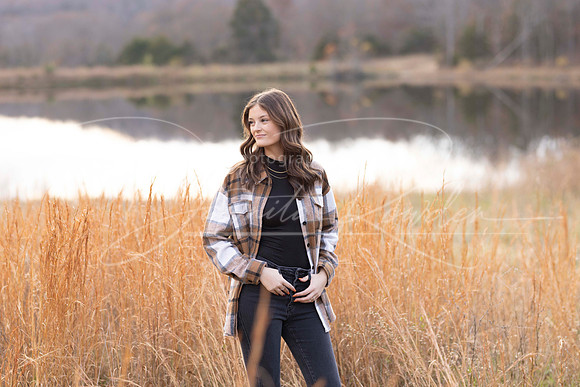 C08A0976 senior shoot