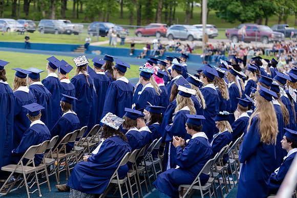 C08A8956graduation