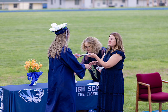 C08A9398graduation