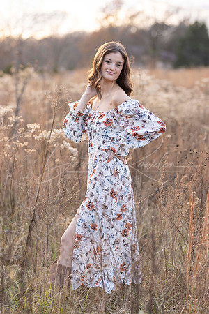 C08A1332 senior shoot