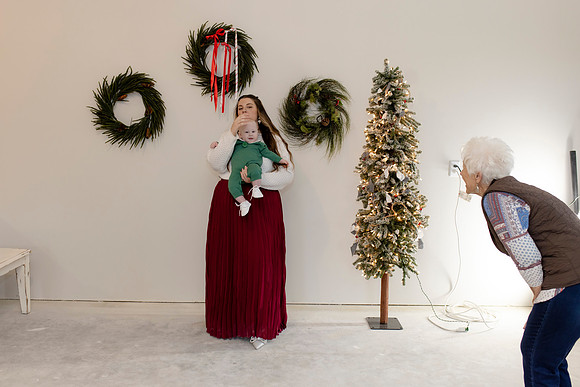 C08A3762 christmas mini shoot