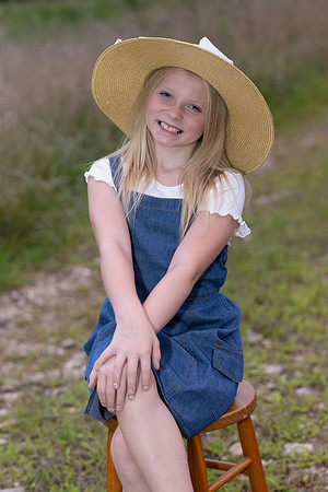 C08A1690sister shoot