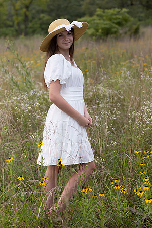 C08A1484sister shoot