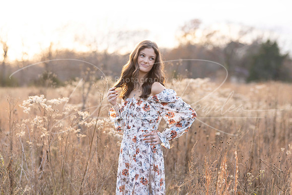 C08A1283 senior shoot