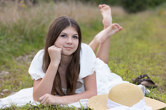 C08A1426sister shoot