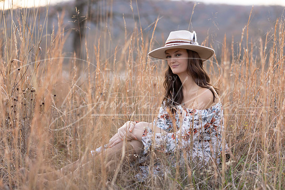 C08A1156 senior shoot