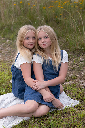 C08A1590sister shoot