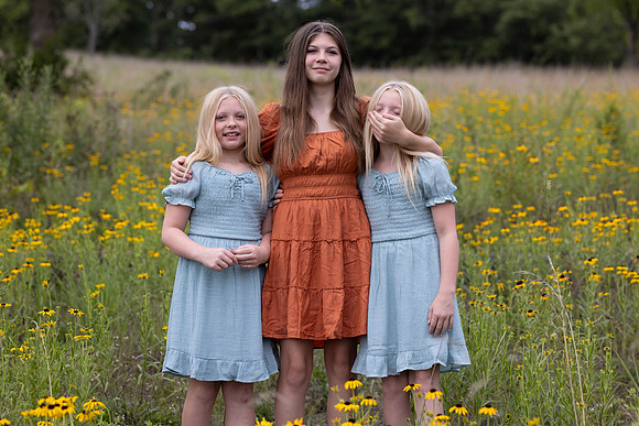 C08A0851sister shoot