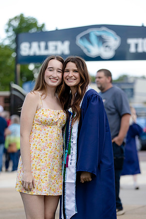 C08A9608graduation
