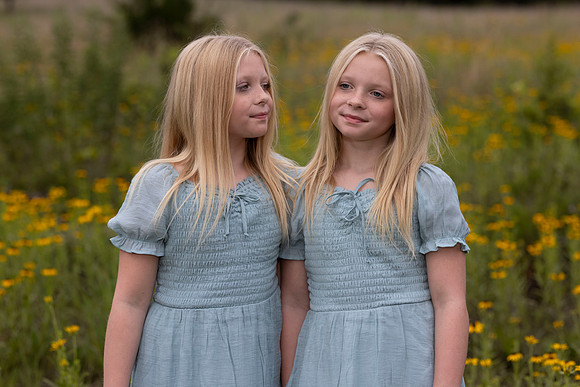 C08A0778sister shoot