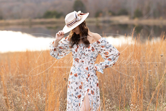 C08A1035 senior shoot