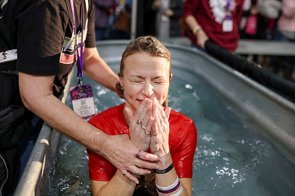 C08A7092 A2B BAPTISM