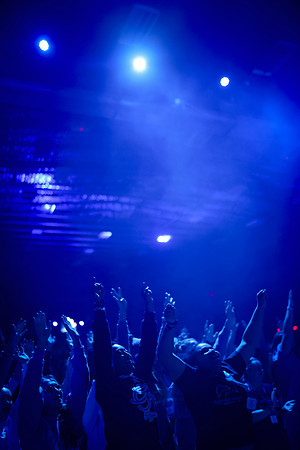 C08A4883 WORSHIP copy