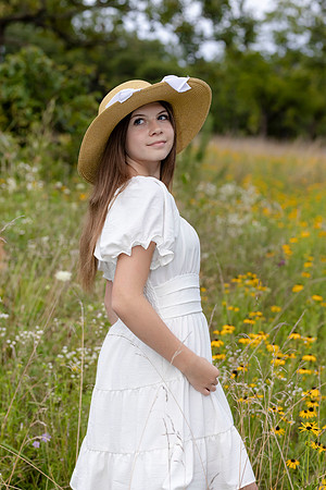 C08A1543sister shoot