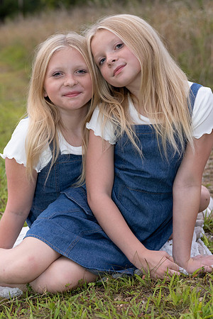 C08A1569sister shoot