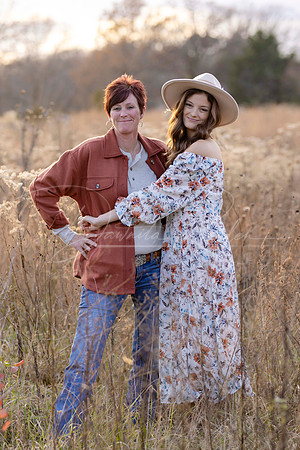 C08A1233 senior shoot
