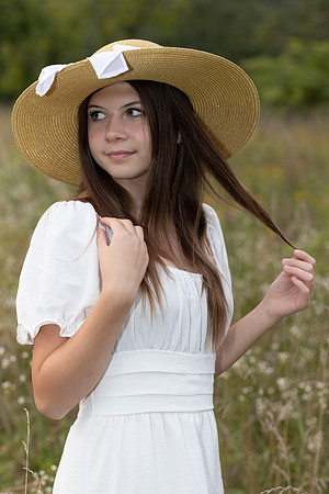 C08A1525sister shoot