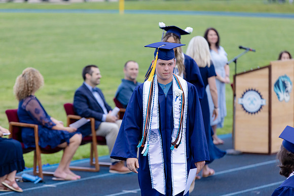 C08A8934graduation