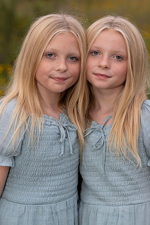 C08A0768sister shoot