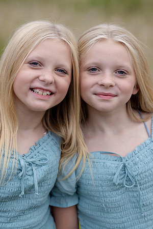 C08A0998sister shoot