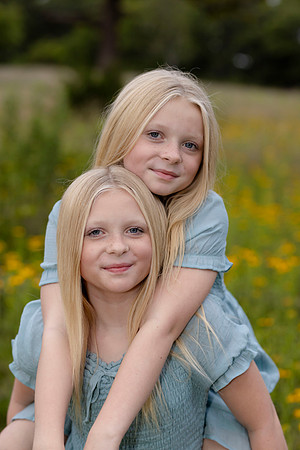 C08A0758sister shoot