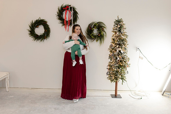 C08A3751 christmas mini shoot